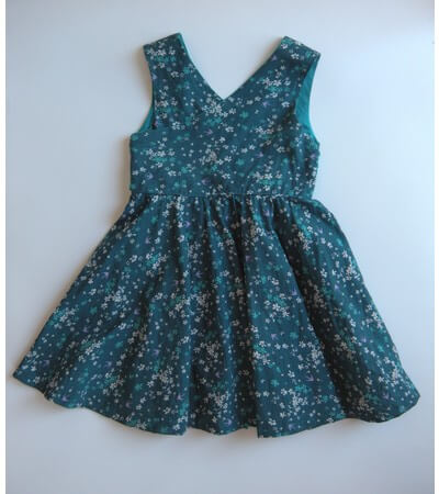 Robe avec gros noeud